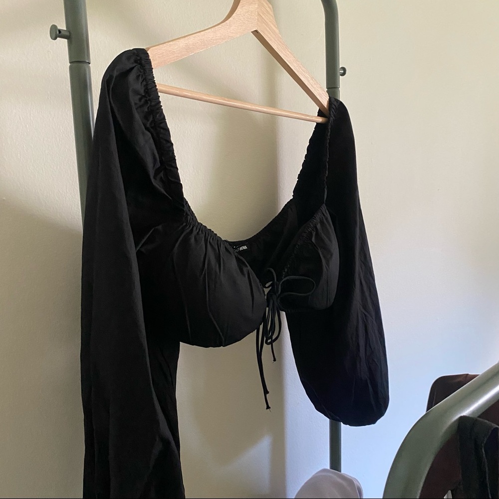 Fashion nova black top